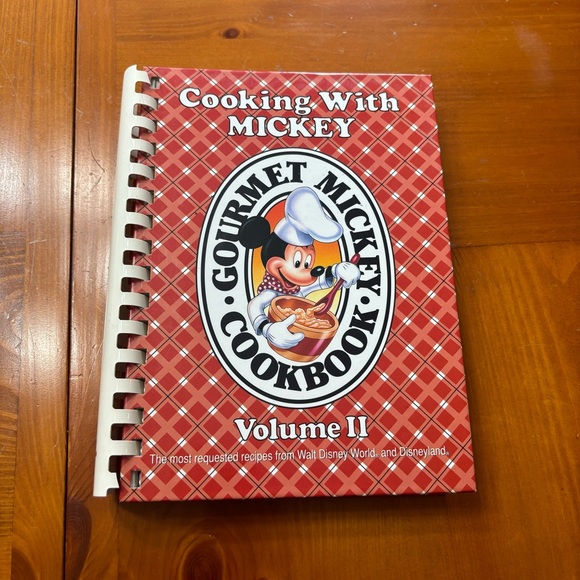 Cooking with Mickey Volume II Gourmet Mickey Cookbook - Picture 1 of 10